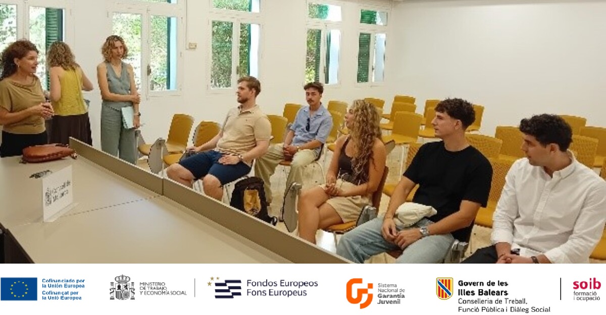 Benvinguda de les cinc persones joves qualificades al Consell de Mallorca.
