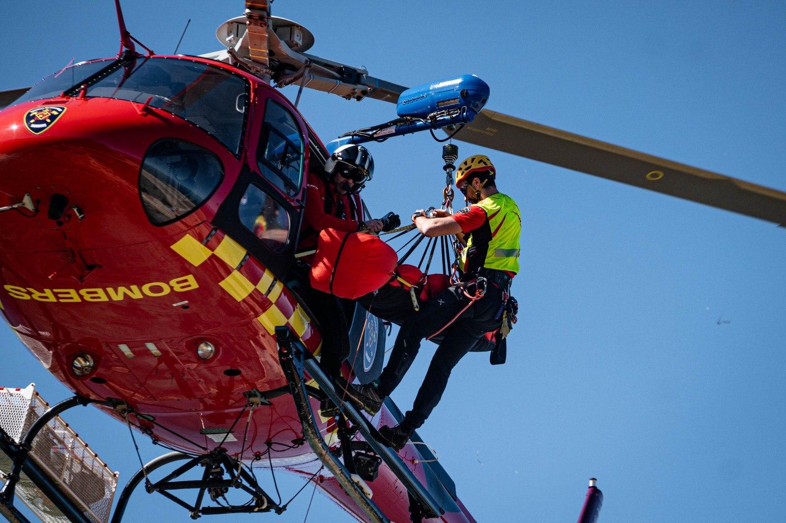 Helicóptero <em>sa Milana </em> de los Bomberos de Mallorca.