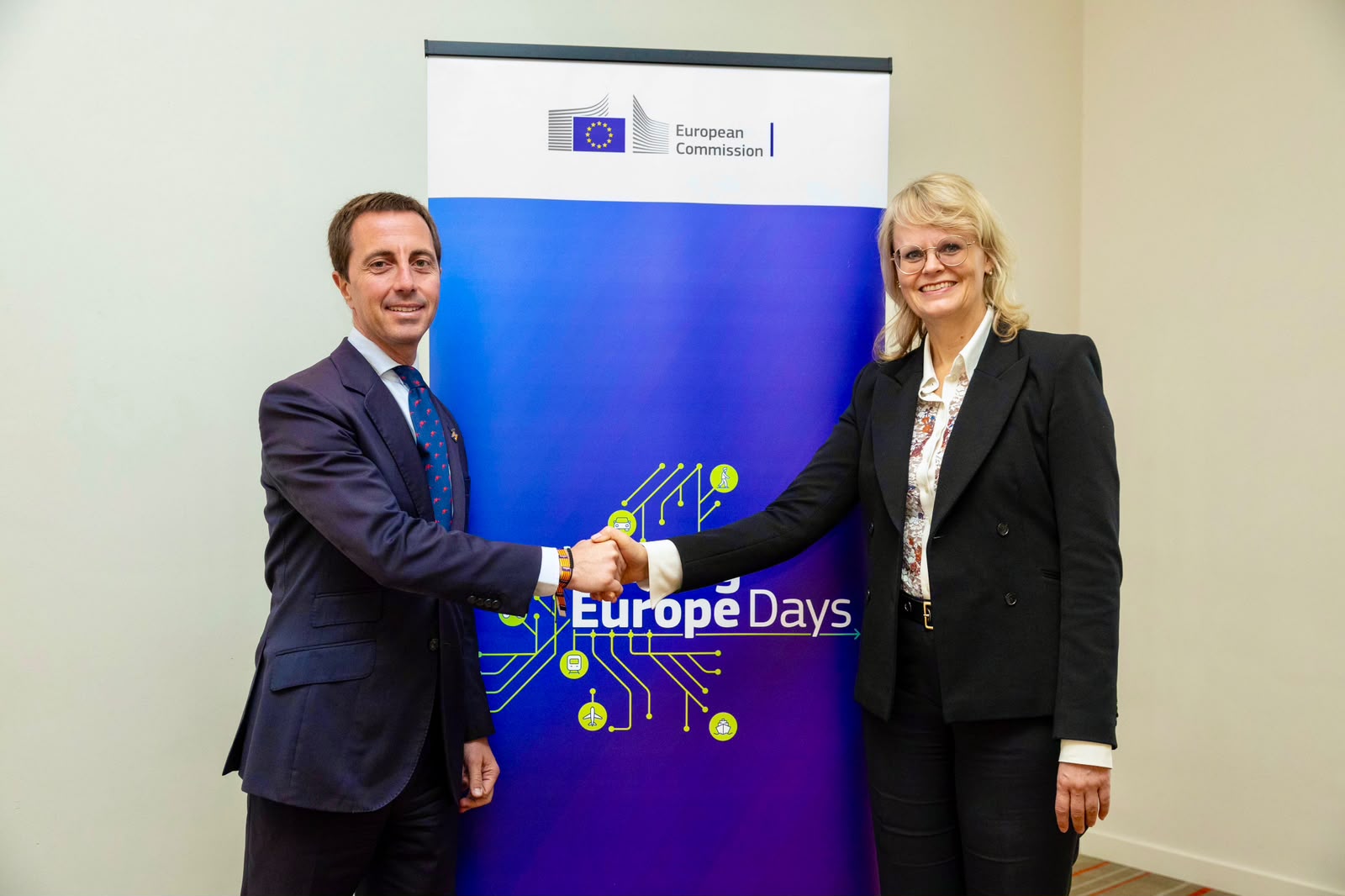 El president Galmés presenta la Proposició de llei de regulació de l’afluència de vehicles de Mallorca a la Unió Europea.