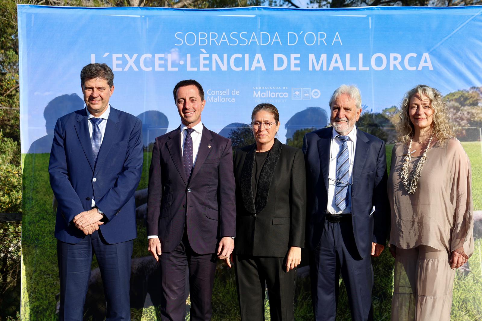Imagen institucional de las autoridades