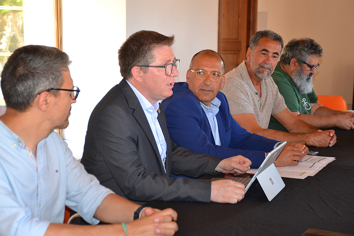 Imágenes de la reunión del equipo del Consell