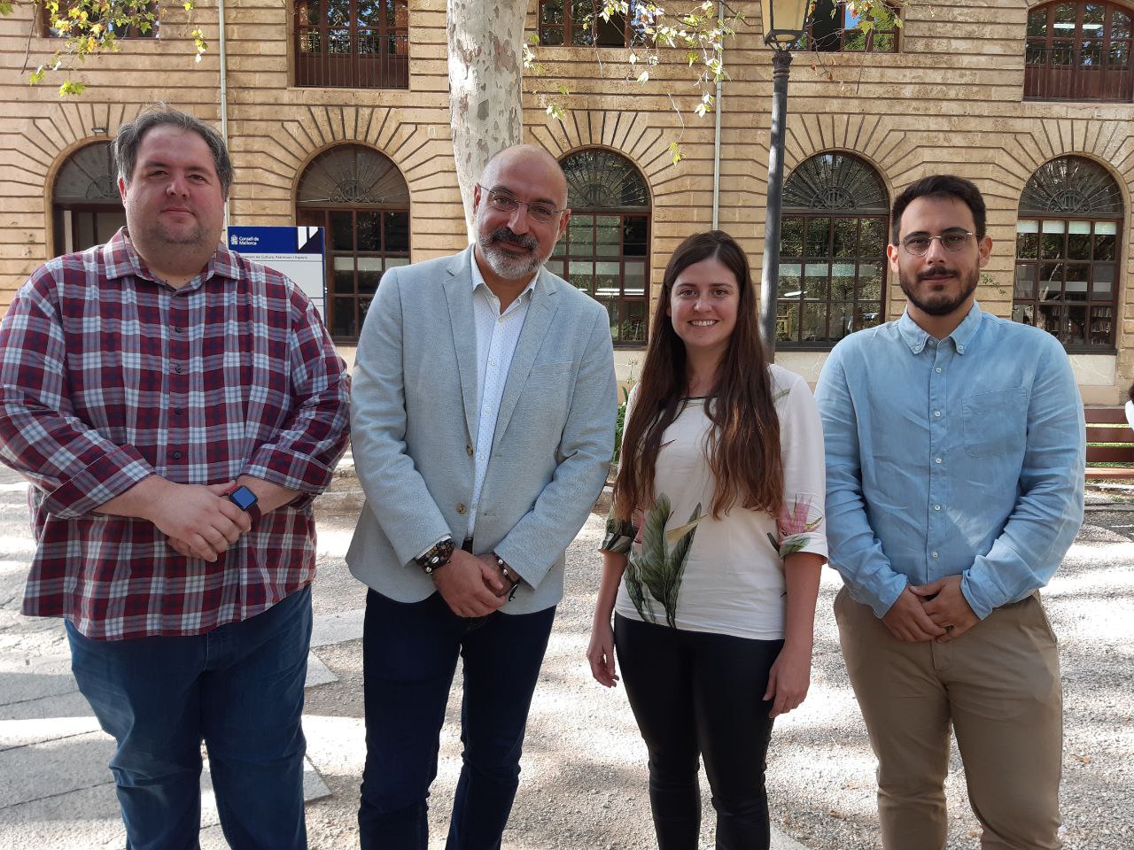 (d’esquerra a dreta) Joan Gaspar, director insular de Transició i Ordenació Turística,  Andreu Serra, conseller de Transició, Turisme i Esports,  Aurora Ribot, vicepresidenta i consellera de Sostenibilitat i Medi Ambient, Juan Carrasco, director insular de Residus