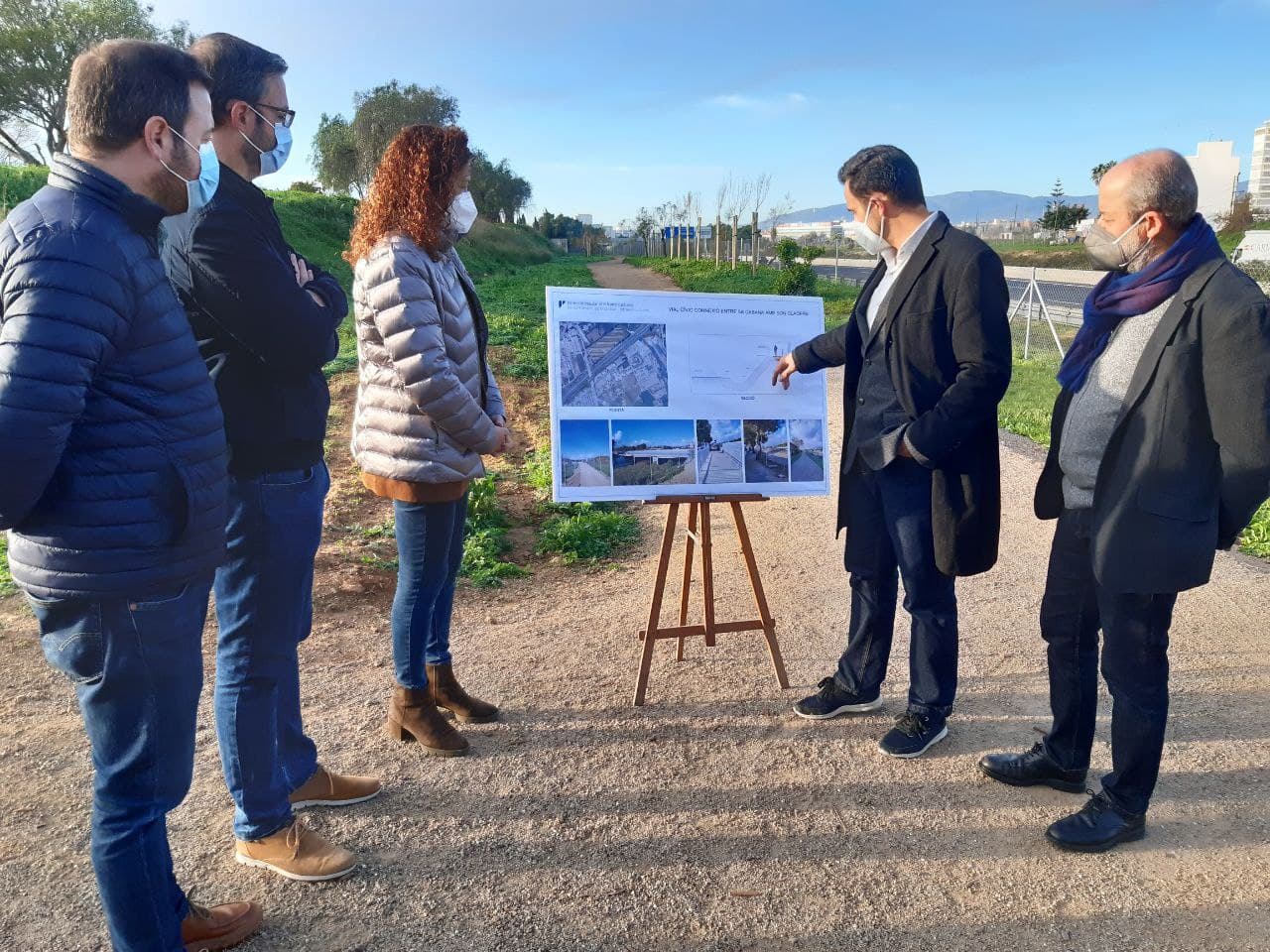 El conseller de Mobilitat i Infraestructures, Iván Sevillano, la presidenta del Consell de Mallorca, Catalina Cladera, el batle de l’Ajuntament de Palma, José Hila i el batle de l’Ajuntament de Marratxí, Miquel Cabot
