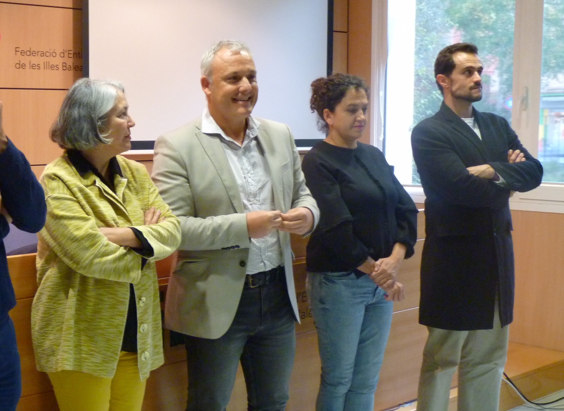 Acto de despedida a los jóvenes cualificados que han trabajado en el Consell los últimos 12 meses.