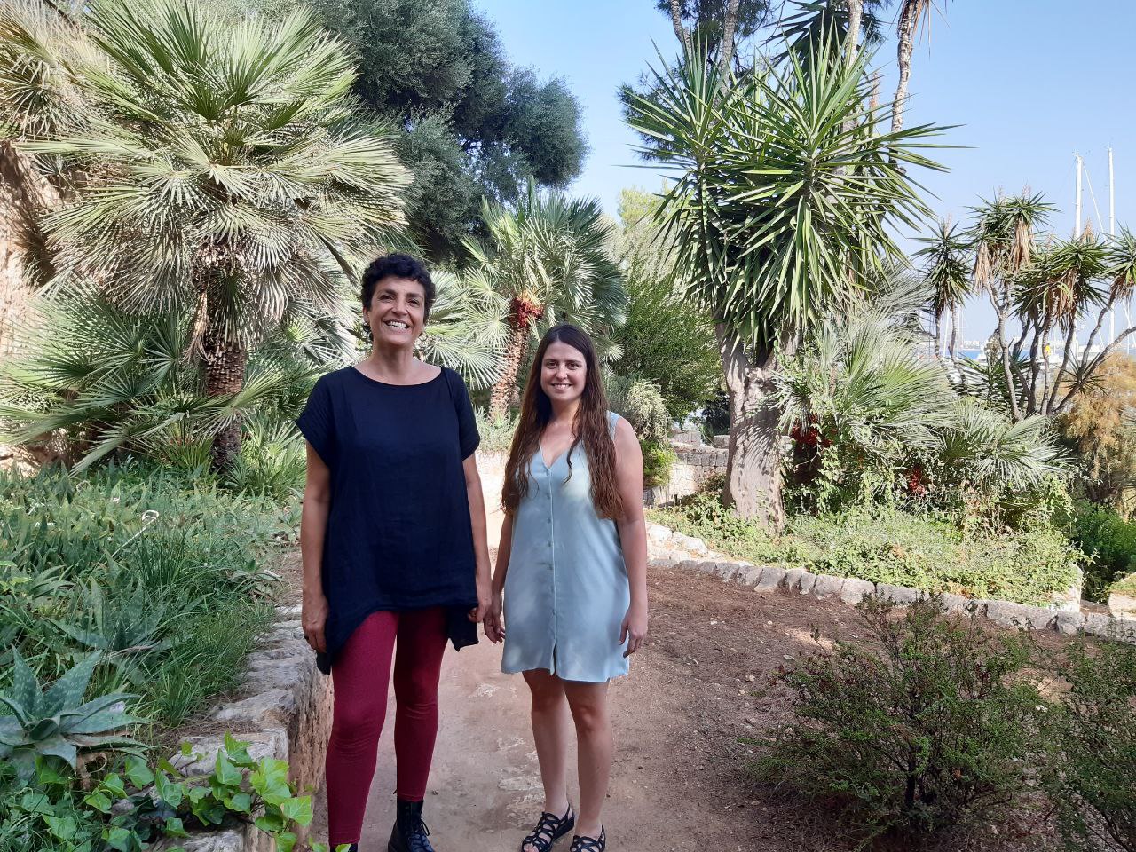 La directora insular de Medi Ambient, Inmaculada Férriz i la vicepresidenta i consellera de Sostenibilitat i Medi Ambient, Aurora Ribot