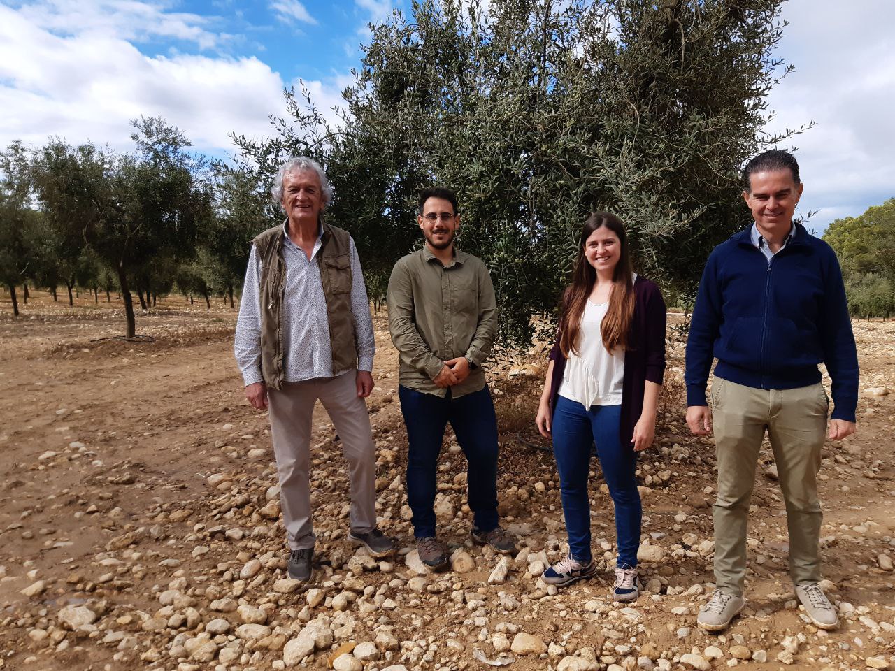 (d’esquerra a dreta) Joan Miralles fundador de Treuer, Juan Carrasco, director insular de Residus, Aurora Ribot, vicepresidenta i consellera de Sostenibilitat i Medi Ambient i Miquel Miralles gerent de Treuer