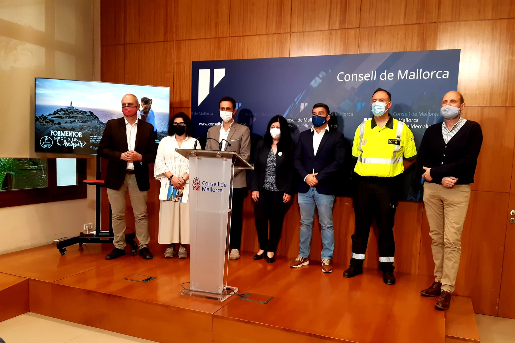 Roda de premsa sobre les mesures per controlar l'accés de vehicles a Formentor
