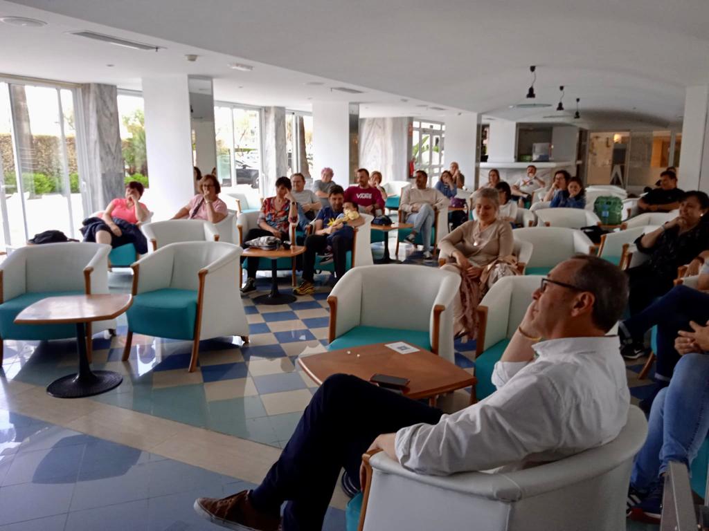 Más de 180 personas, familias, niños y personal técnico, han participado del encuentro de familias Cangur que hacia dos años que no se celebraba.