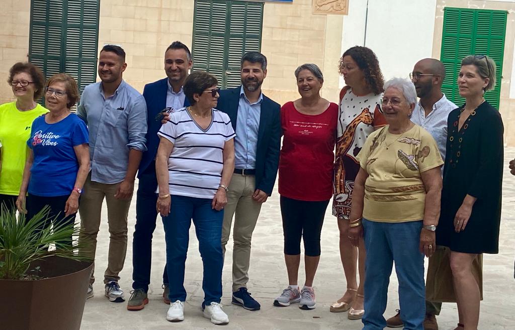 Imatge amb algunes de les participants al taller de zumba.