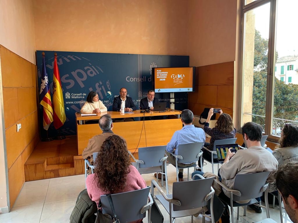 Imagen de la rueda de prensa.