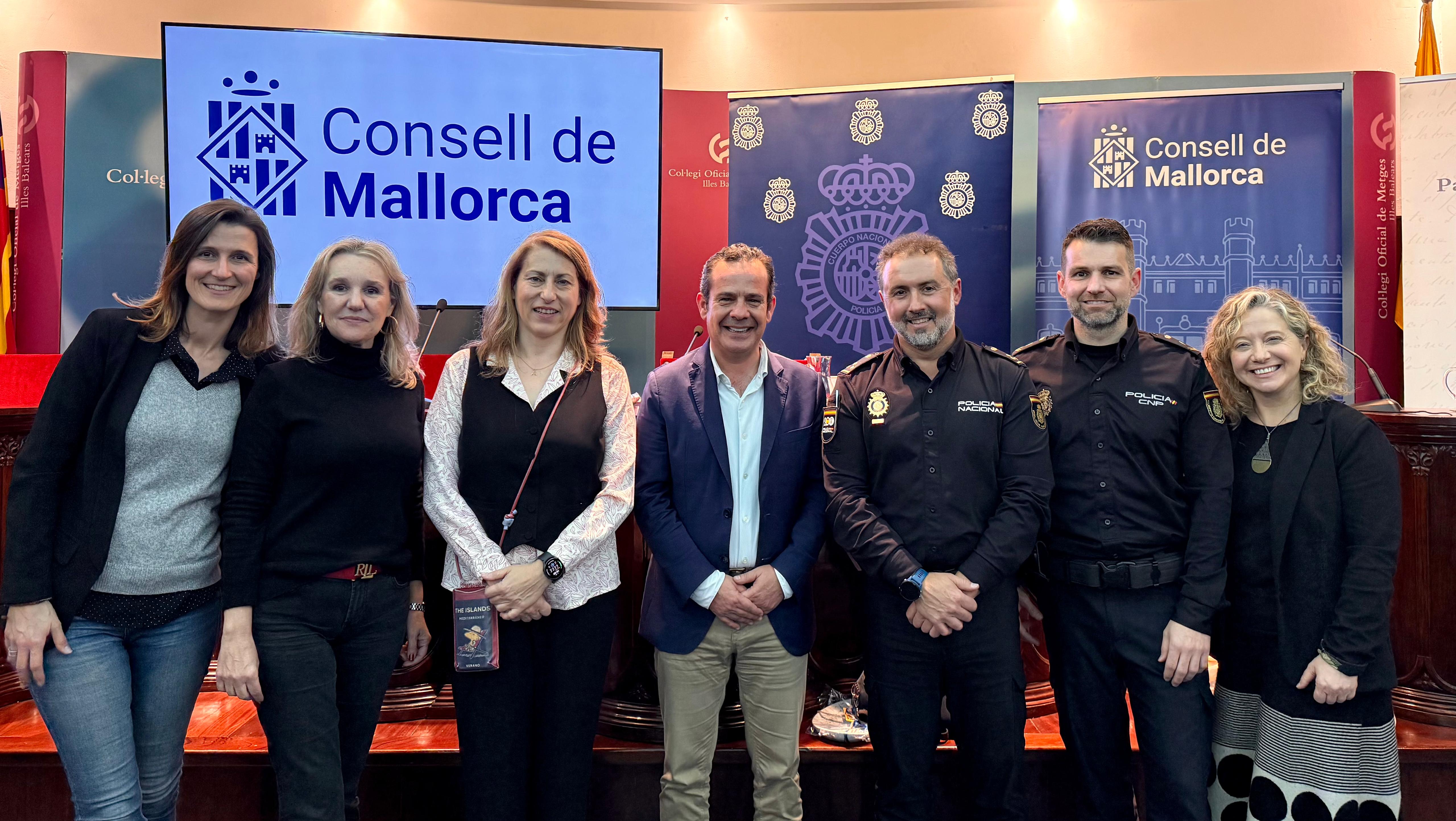 El conseller a una de les conferències. 