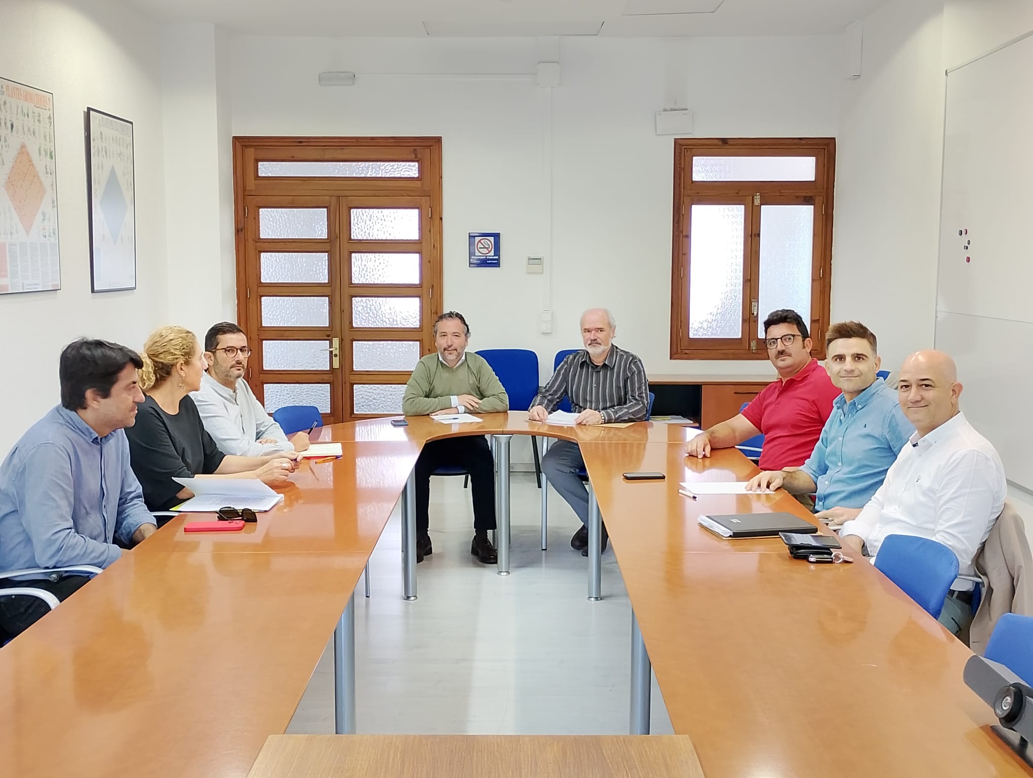 Els representants de les diferents formacions polítiques del consell de Mallorca es reuneixen per fer un front comú.