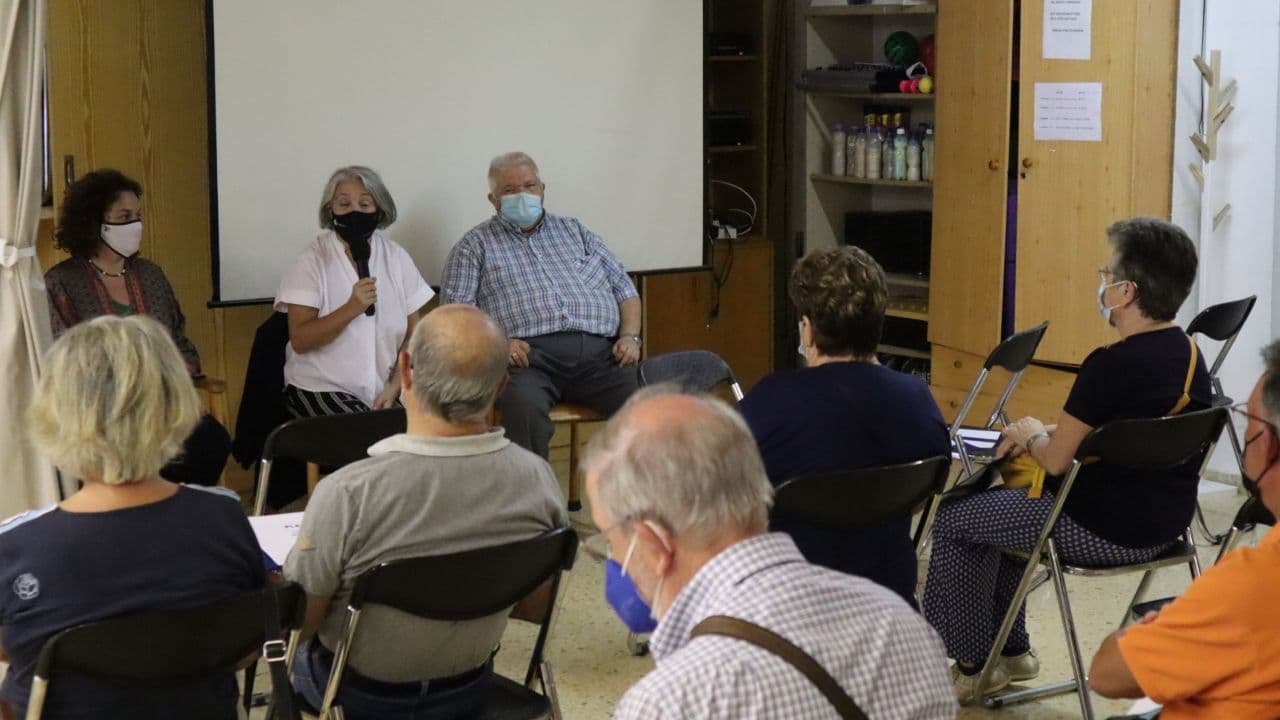Acto celebrado en el local de la Associació de Gent Gran de la Vileta y Federació de Gent Gran de la CAIB
