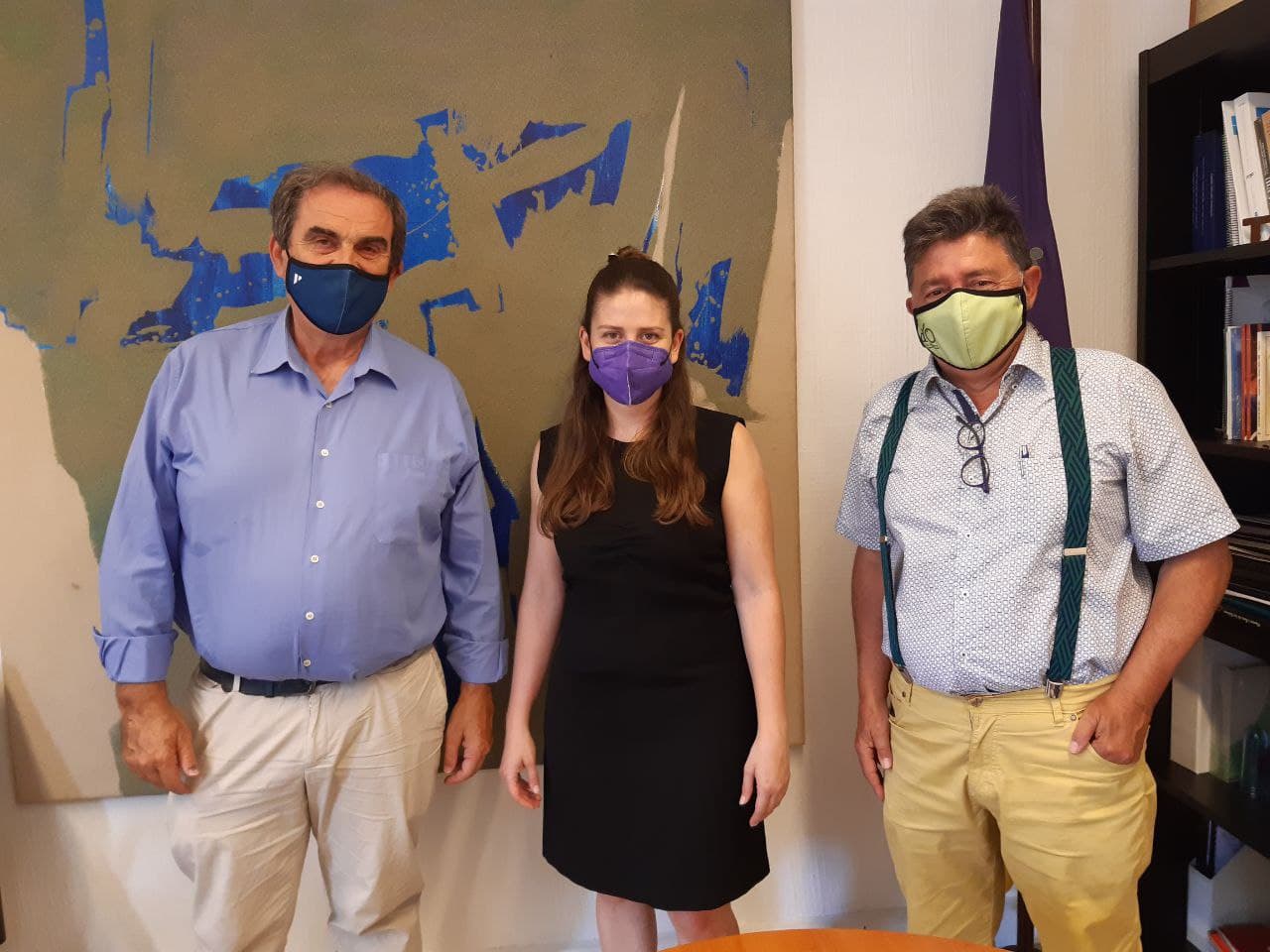 (d’esquerra a dreta) Josep Manchado,director insular de Medi Ambient, Aurora Ribot, vicepresidenta i consellera de Sostenibilitat i Medi Ambient i Joan Mayol, president de la Denominació d’Origen Oli de Mallorca