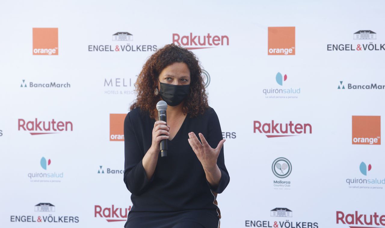 La presidenta Cladera durant la presentació del torneig ATP Mallorca Championships.