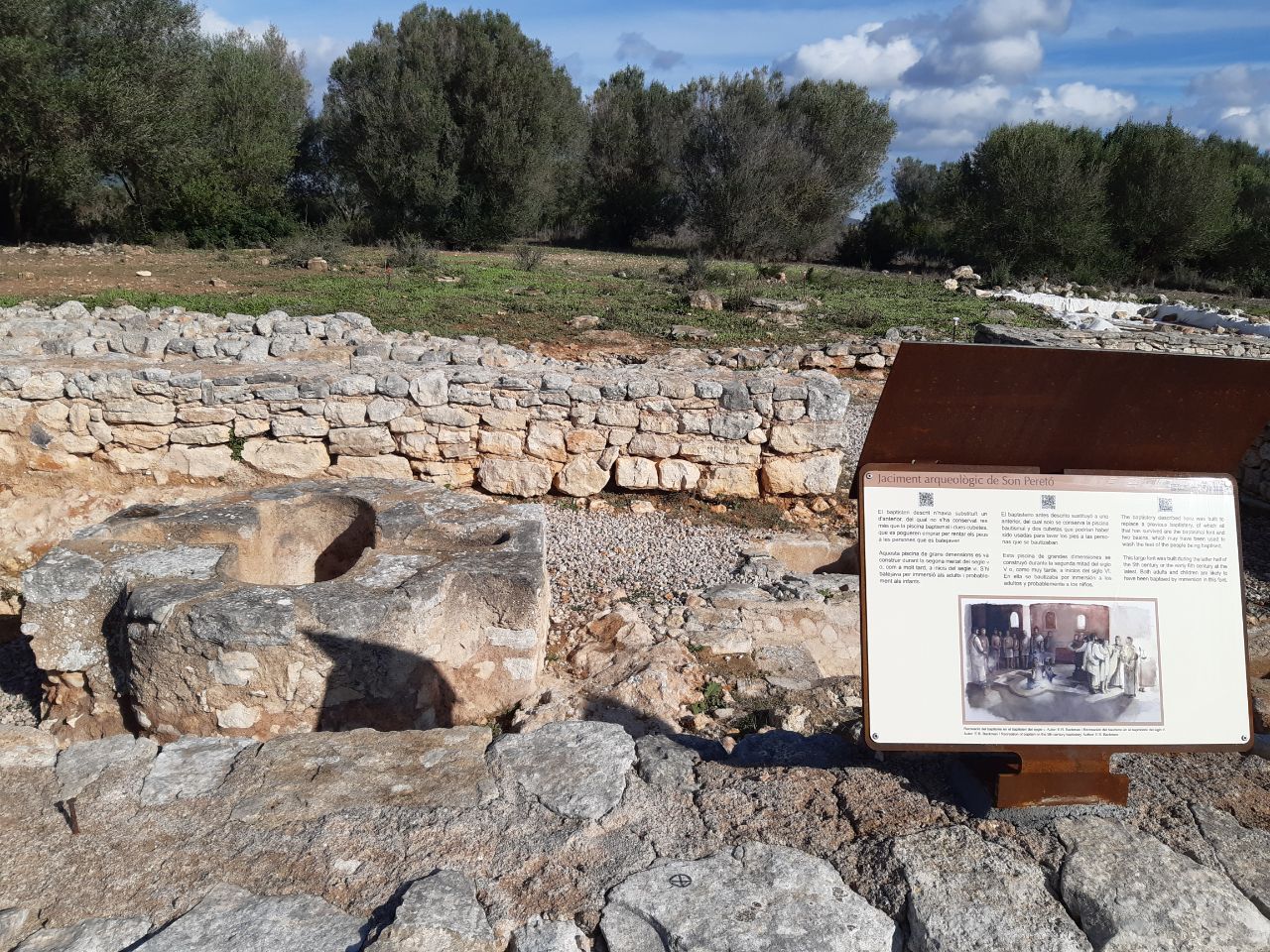 El jaciment de Son Peretó estrena 13 panells informatius subvencionats per Patrimoni.