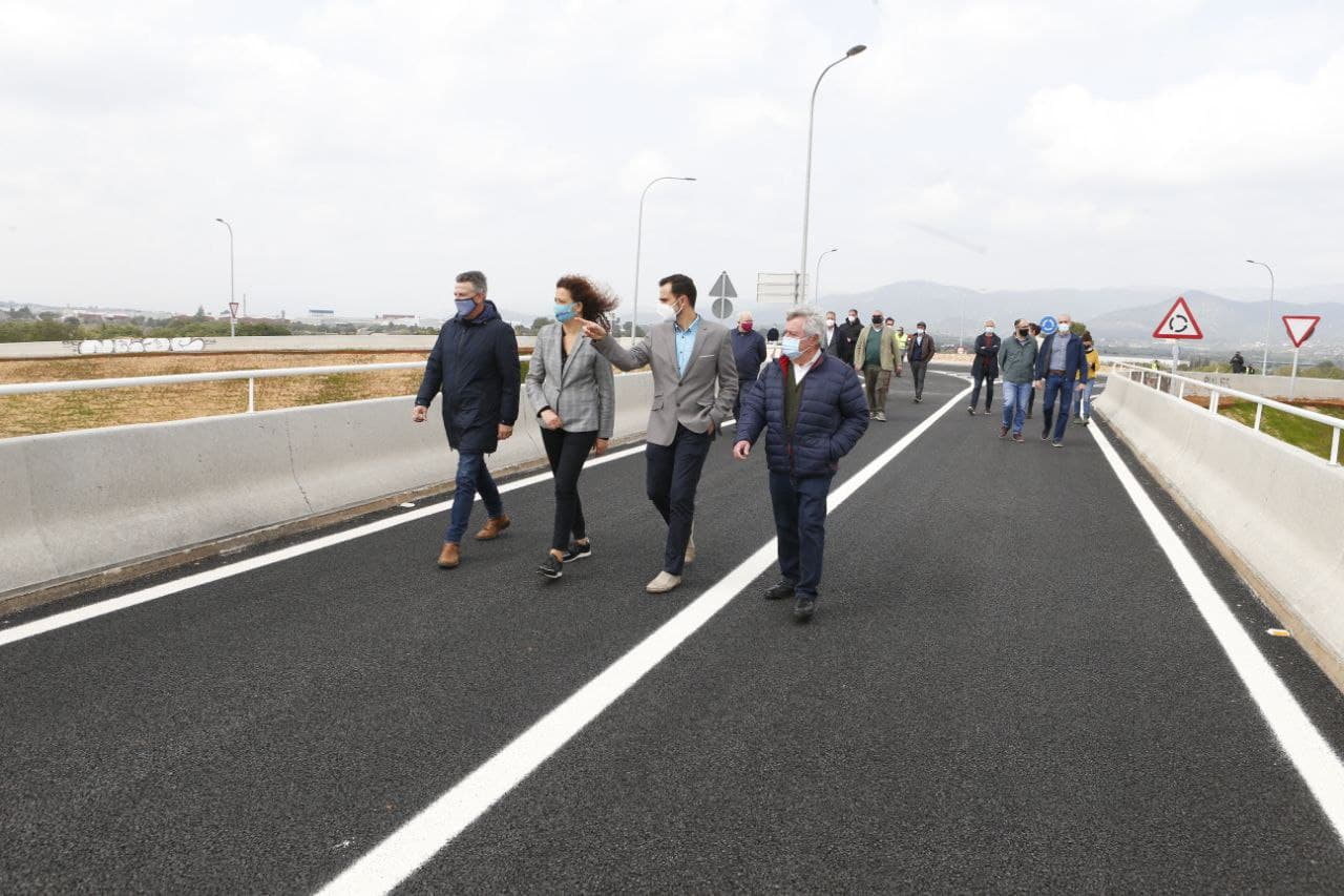 Obre al trànsit l’accés nou als polígons de Santa Maria i Consell 