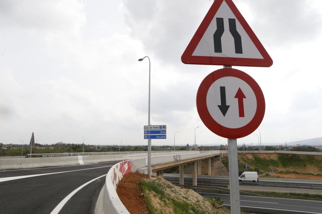 Obre al trànsit l’accés nou als polígons de Santa Maria i Consell 