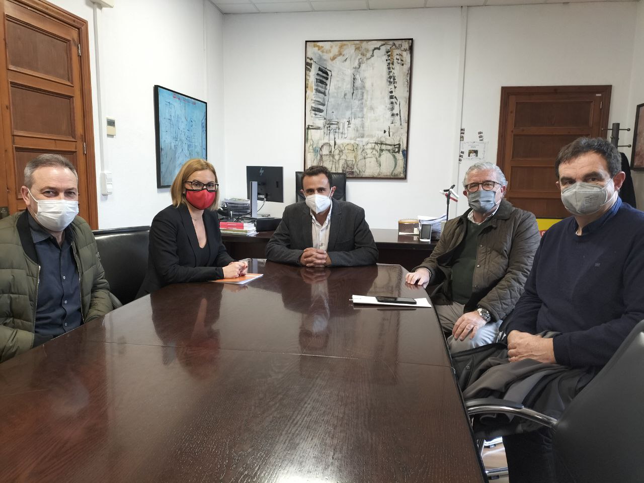 Iván Sevillano, conseller de Mobilitat i Infraestructures reunido con la Asociación de Constructores de las Illes Balears.