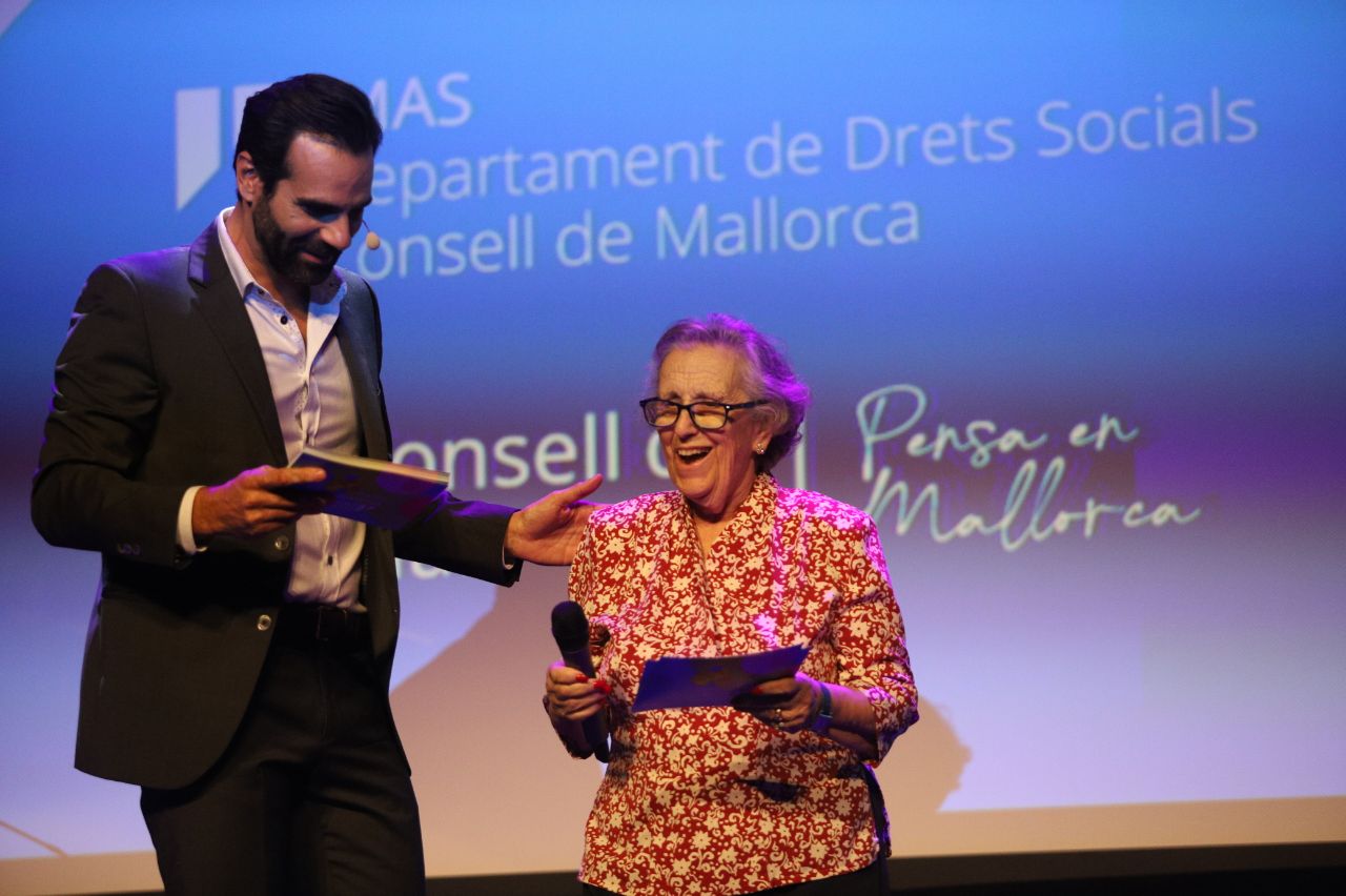 Persones usuàries de l'IMAS han participat en l'entrega dels guardons. 