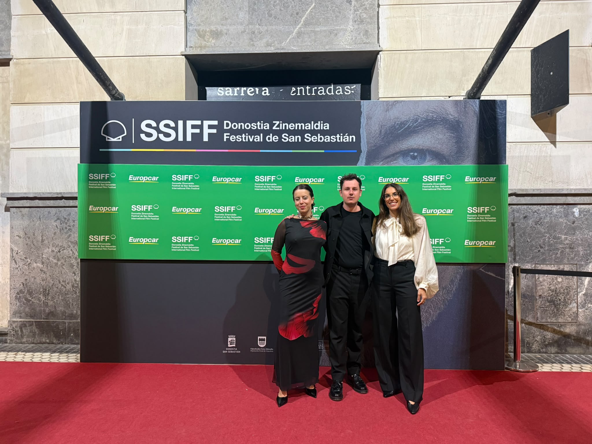 Imágenes del Festival de la coordinadora, Margarita Amengual amb el director Joan Porcel i María Boyarizo, de la productora Mansalva.