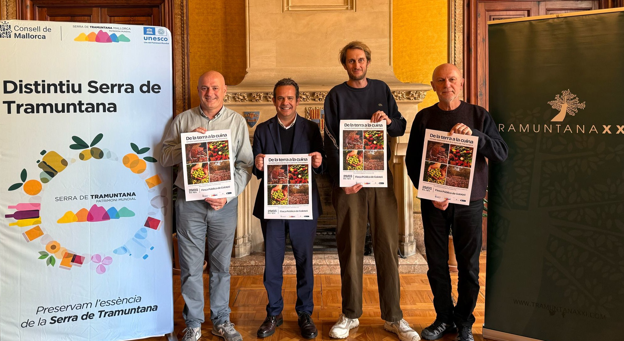 Director insular de Serra de Tramuntana, Antoni Solivellas; conseller de Presidència, Antoni Fuster; president de Tramuntana XXI, Joe Holles; i, gerent del Consorci Serra de Tramuntana, Lluís Vallcaneras.