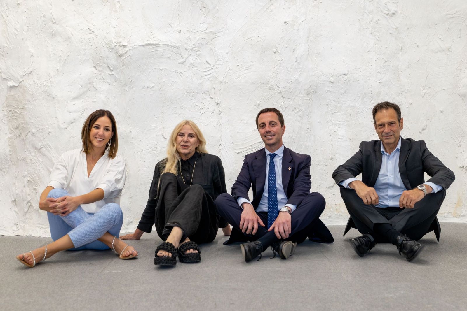 De izquierda a derecha: la vicepresidenta, Susy Gómez, el presidente y el secretario autonómico.
