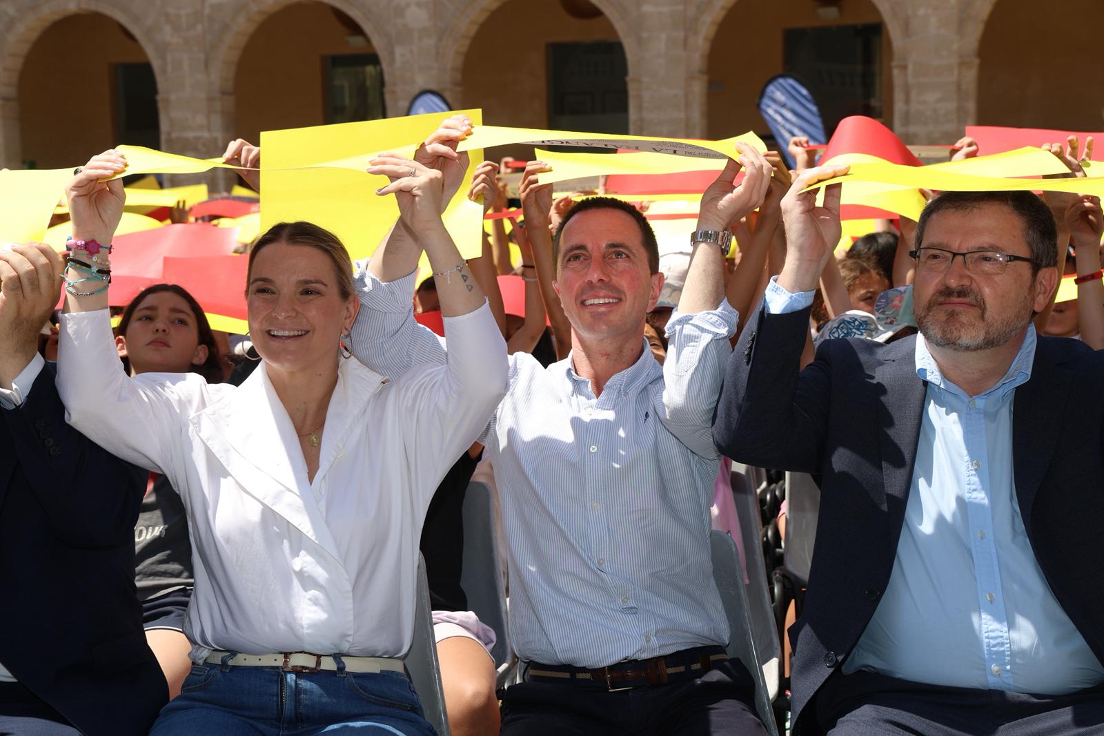 Celebració de la cantata col·lectiva de «La Balanguera» al pati dels Homes a la Misericòrdia.