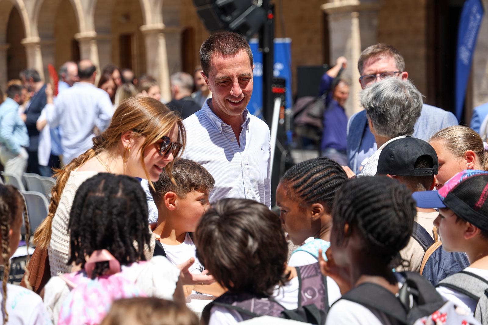 Celebració de la cantata col·lectiva de «La Balanguera» al pati dels Homes a la Misericòrdia.