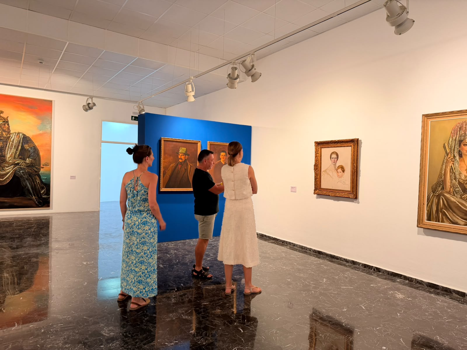La vicepresidenta del Consell de Mallorca i consellera de Cultura y Patrimoni, Antònia Roca al Museu Krekovic.