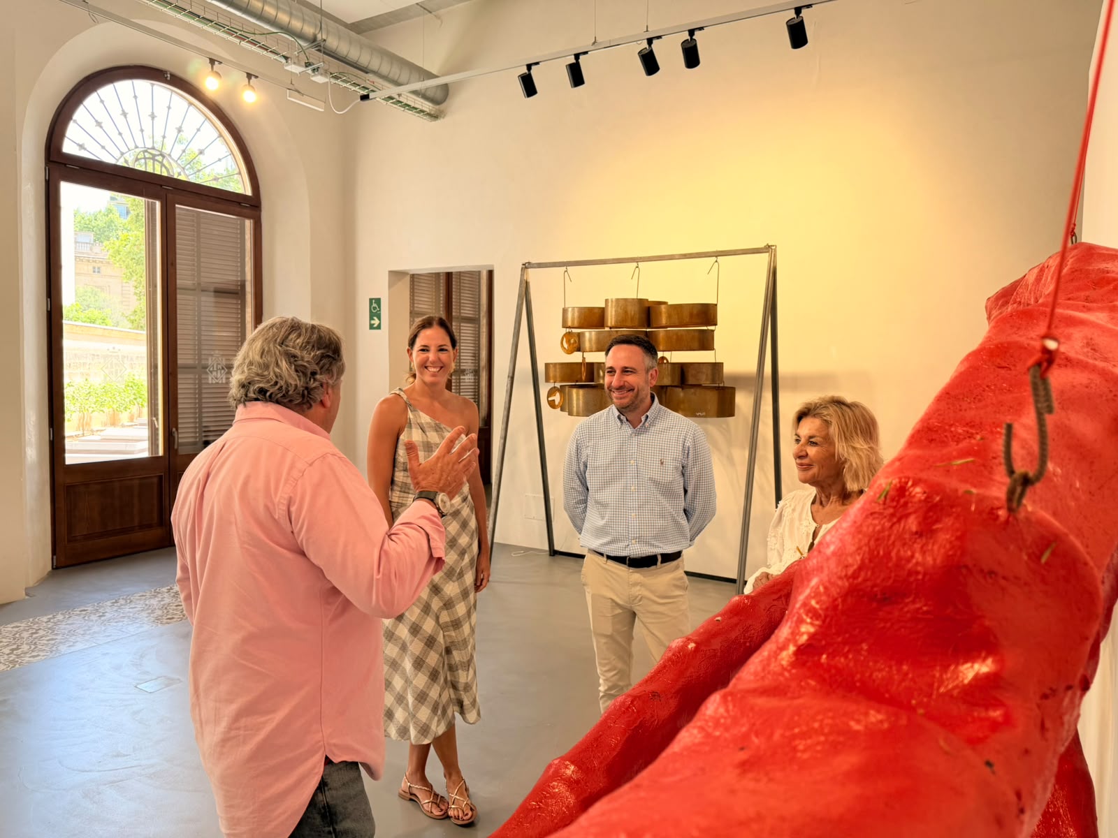 Presentación de la exposición: «Buits: espais per a la mirada» de Vicenç Mulet, en la Misericòrdia.