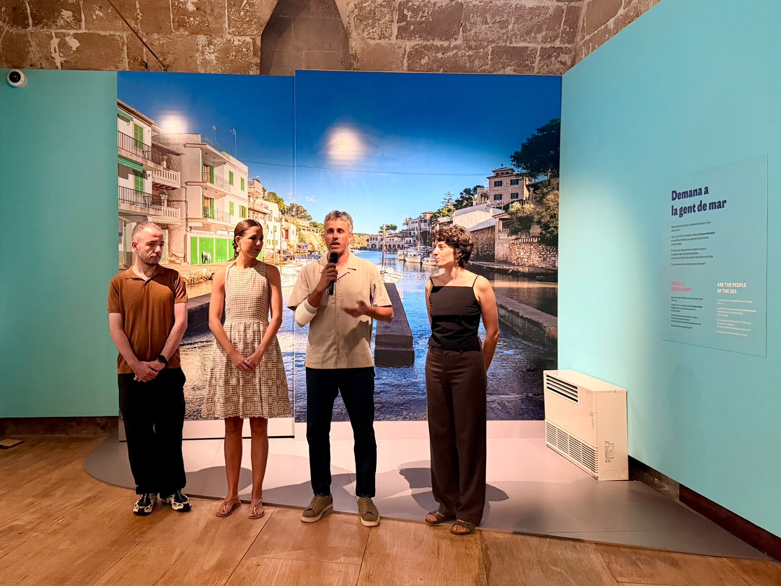 Inauguració de l'exposició «Atlàntides: mite, crisi climàtica i futurs submergits» al Museu Marítim.