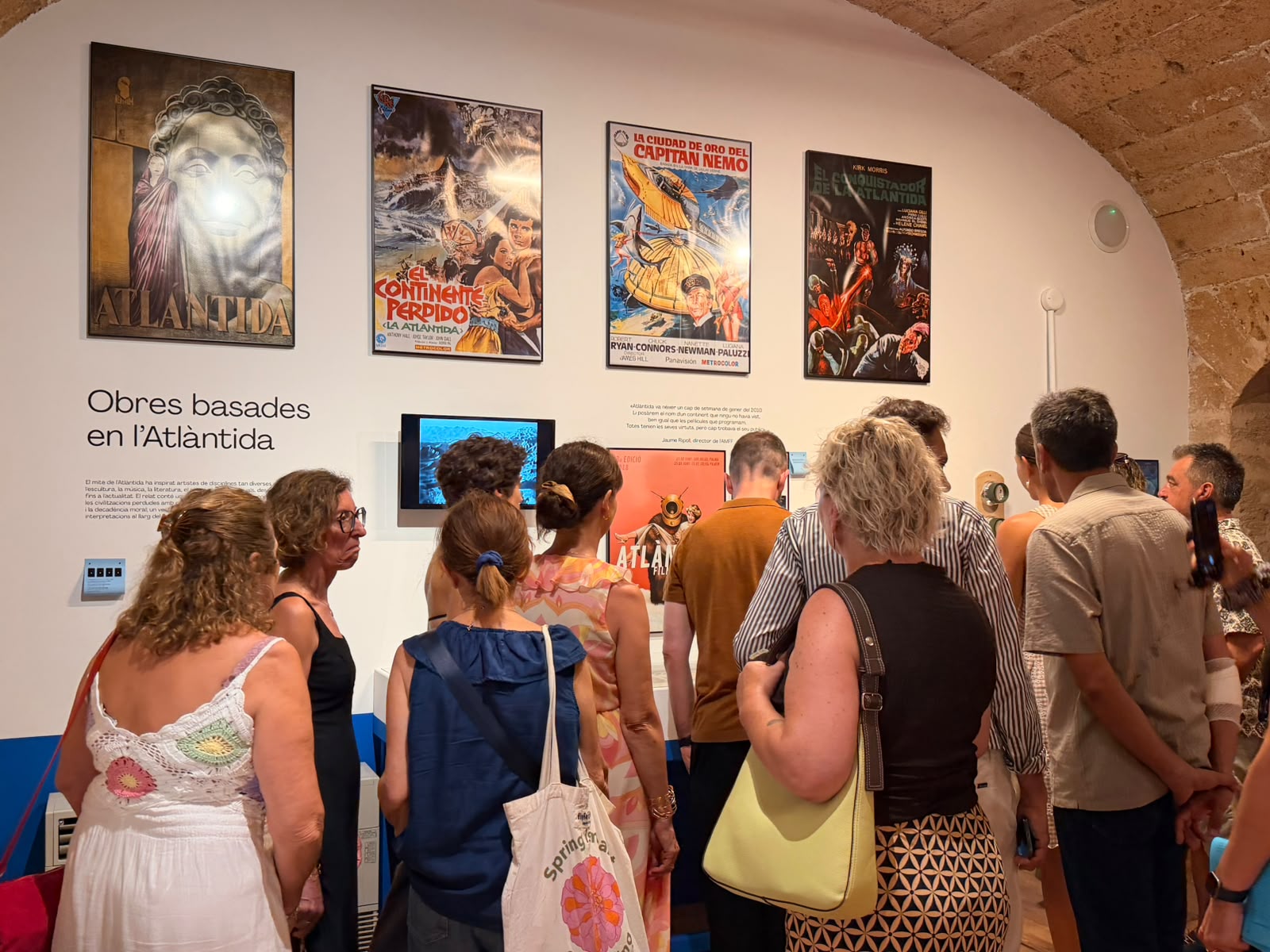 Inauguració de l'exposició «Atlàntides: mite, crisi climàtica i futurs submergits» al Museu Marítim.