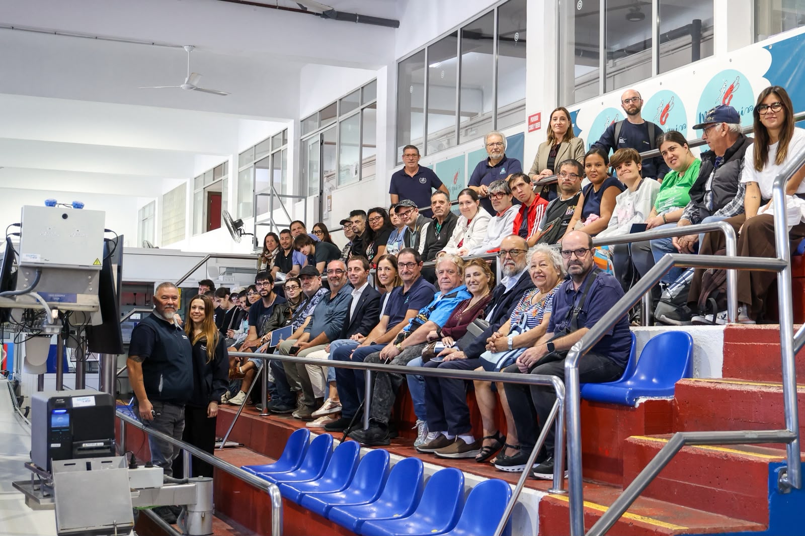 Visita del president del Consell de Mallorca, Llorenç Galmés i la vicepresidenta i consellera de Cultura i Patrimoni, Antònia Roca a la Llotja i al moll pesquer.