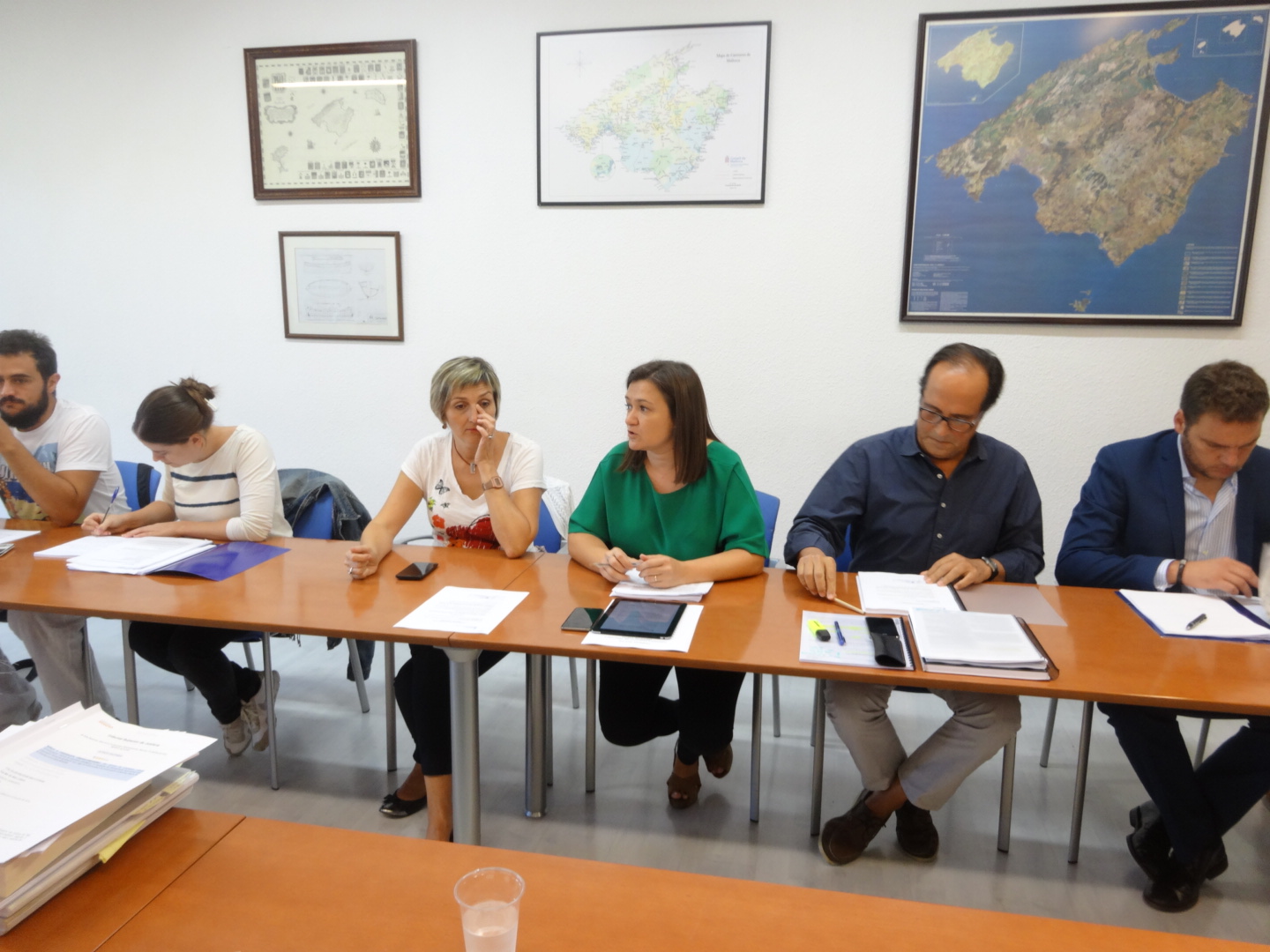 reuniocomisiogarrido.JPG