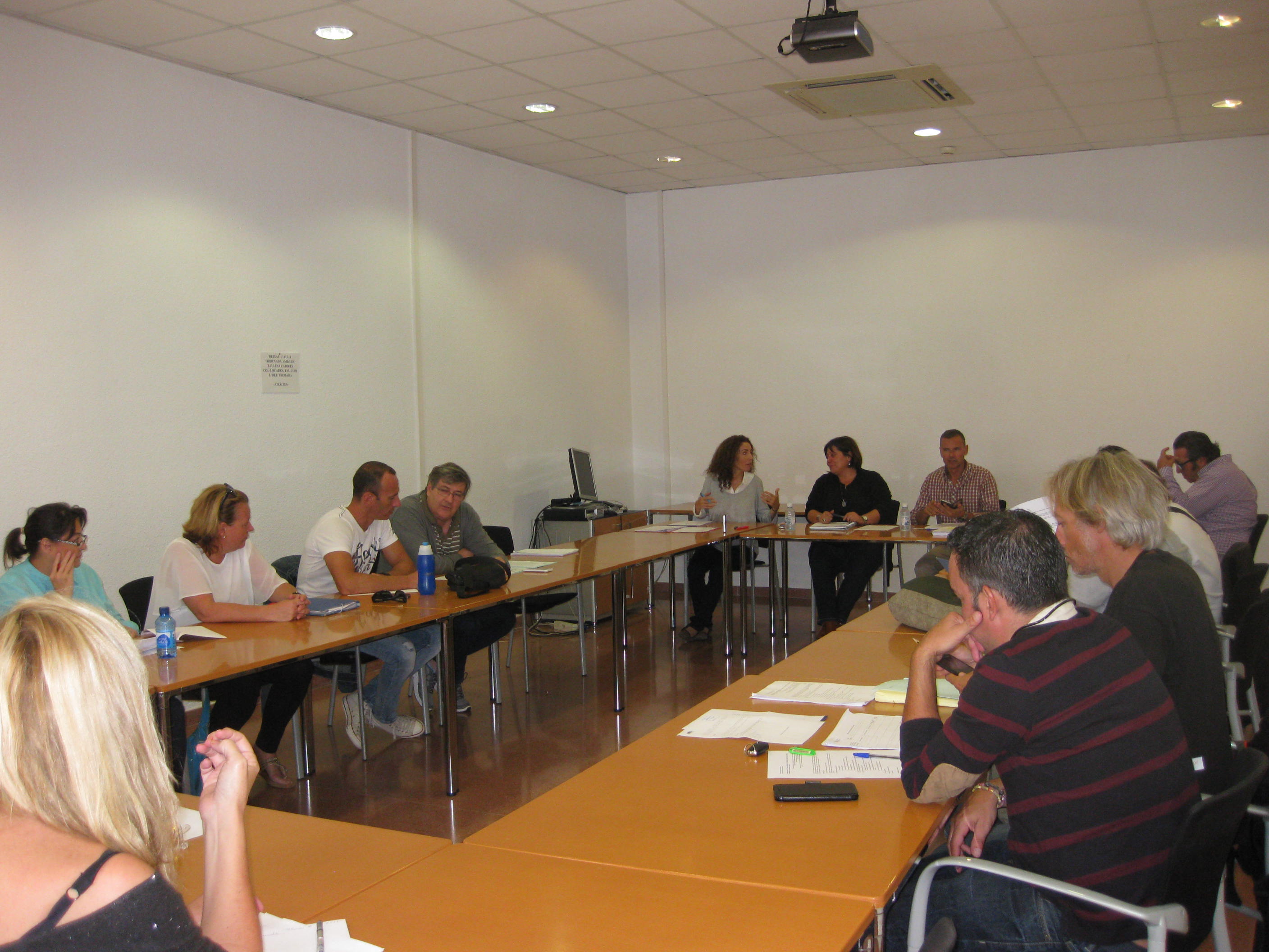 20151002_CarmenPalomino_Mesadenegociacio.JPG