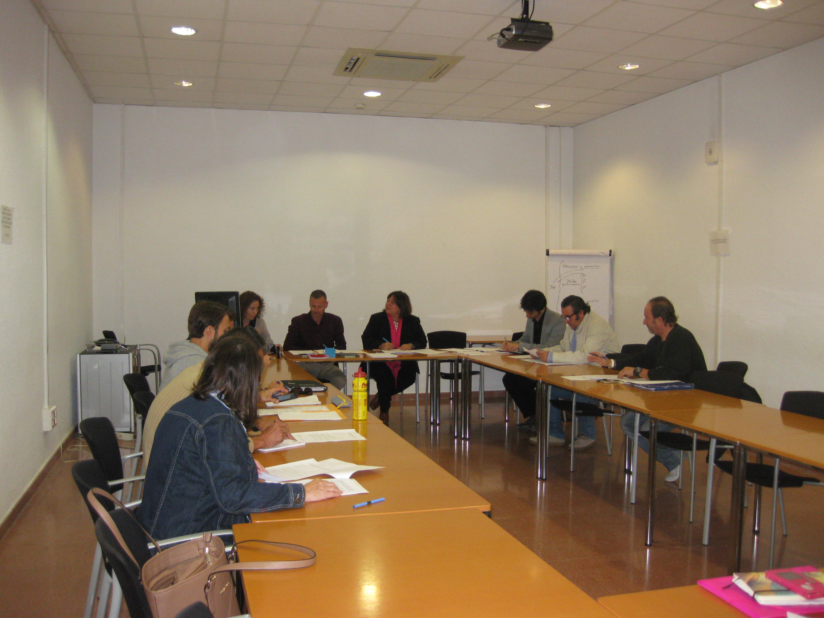 20151105_MesaNegociacio.JPG