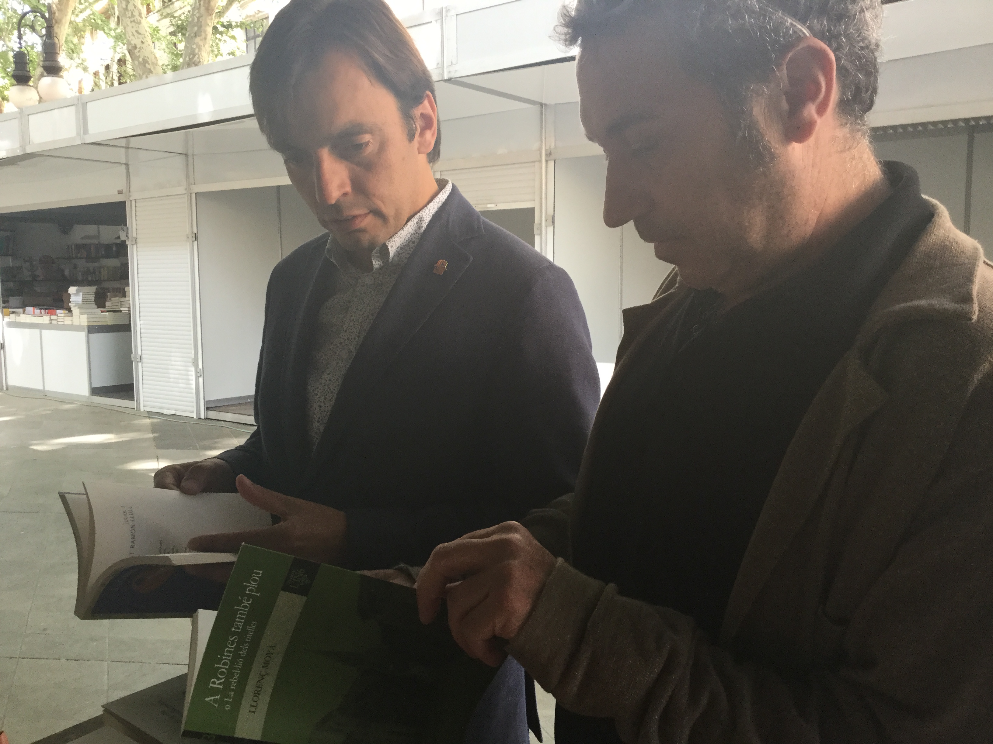 xesc_rafel_llibres_moya.JPG