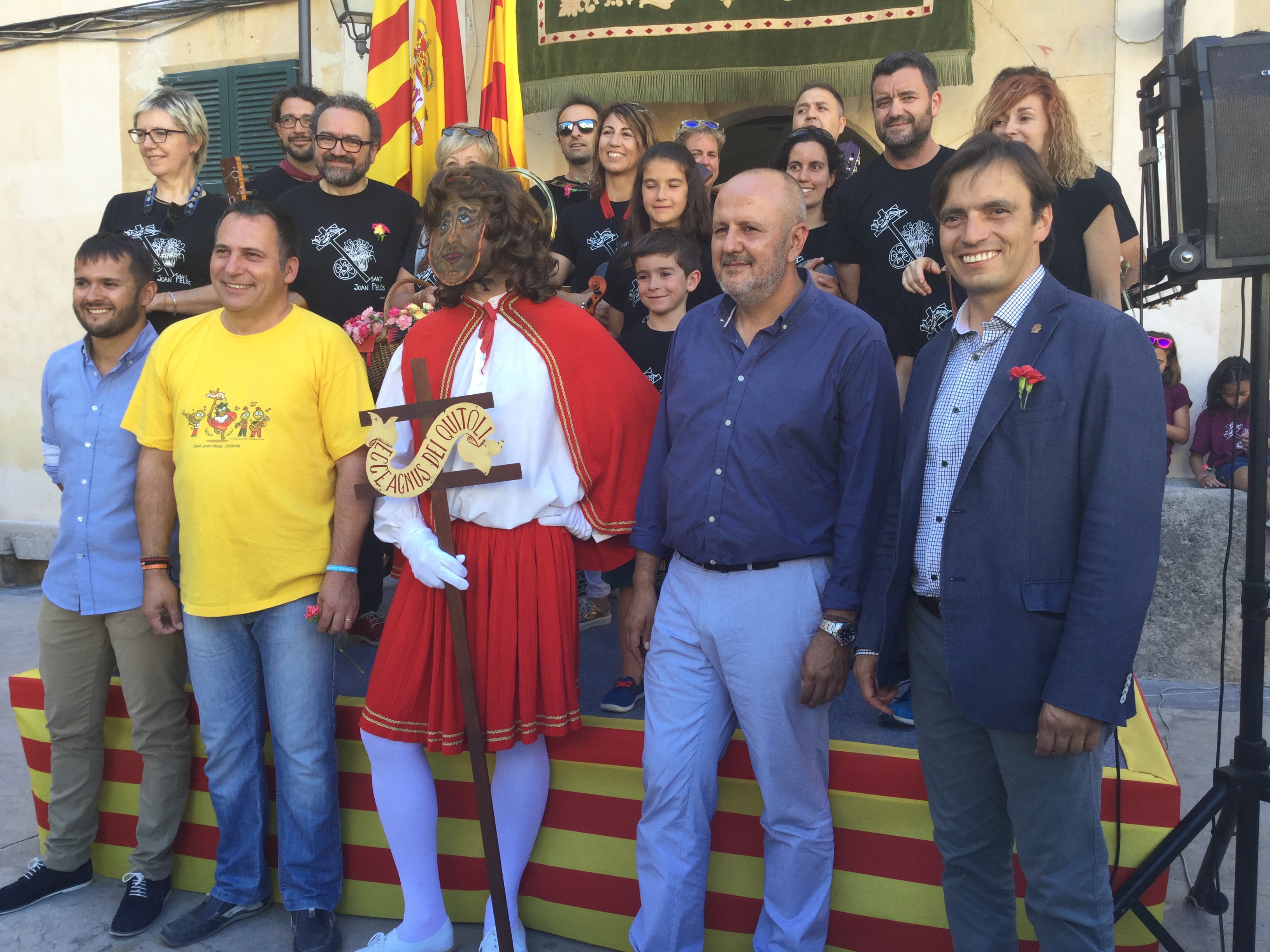 autoritats_sant_joan_pelos.JPG