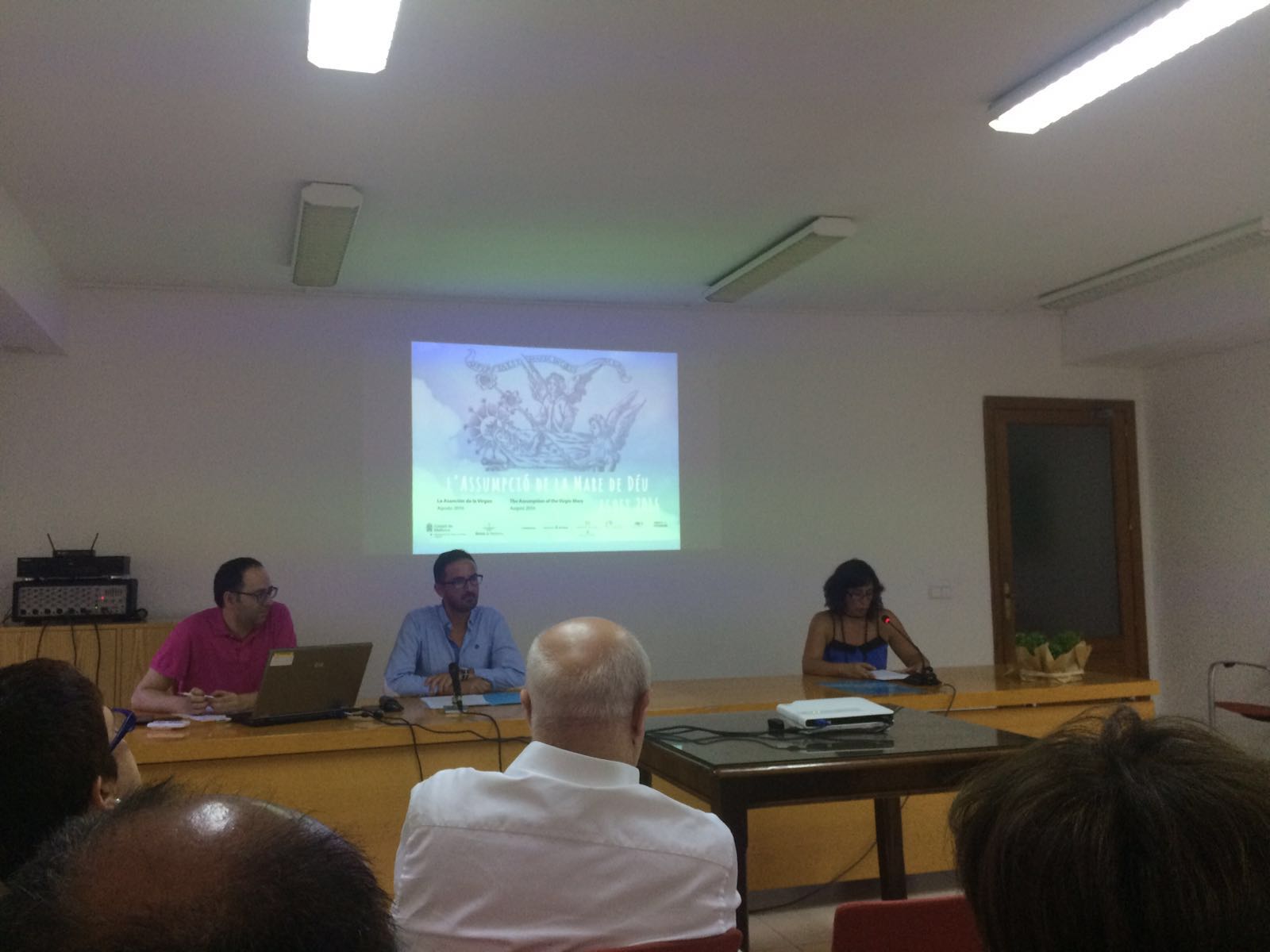 Kika_conferencia_mare_deu_morta.jpg