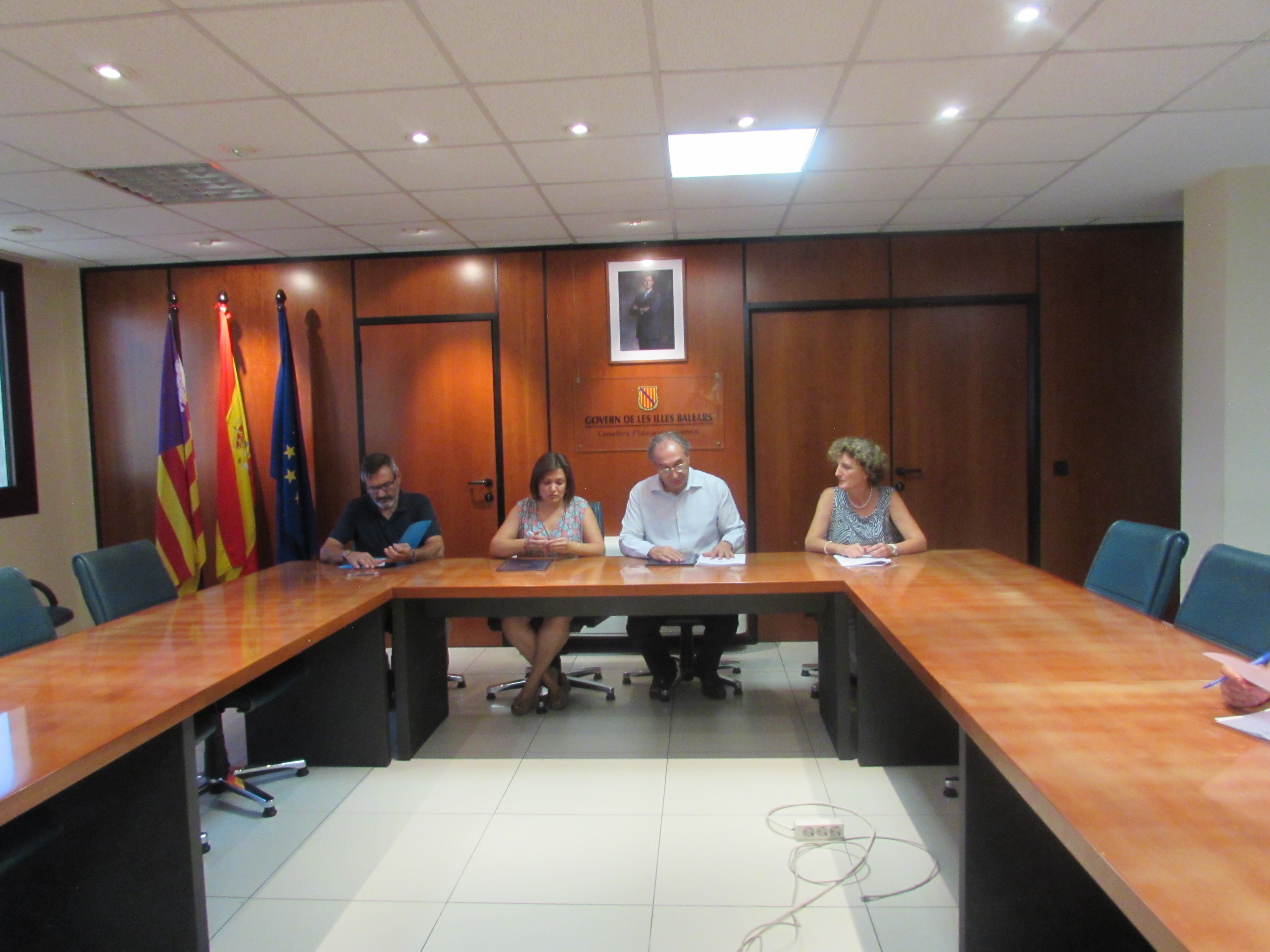 20160914_SignaturaEducacio2.jpg
