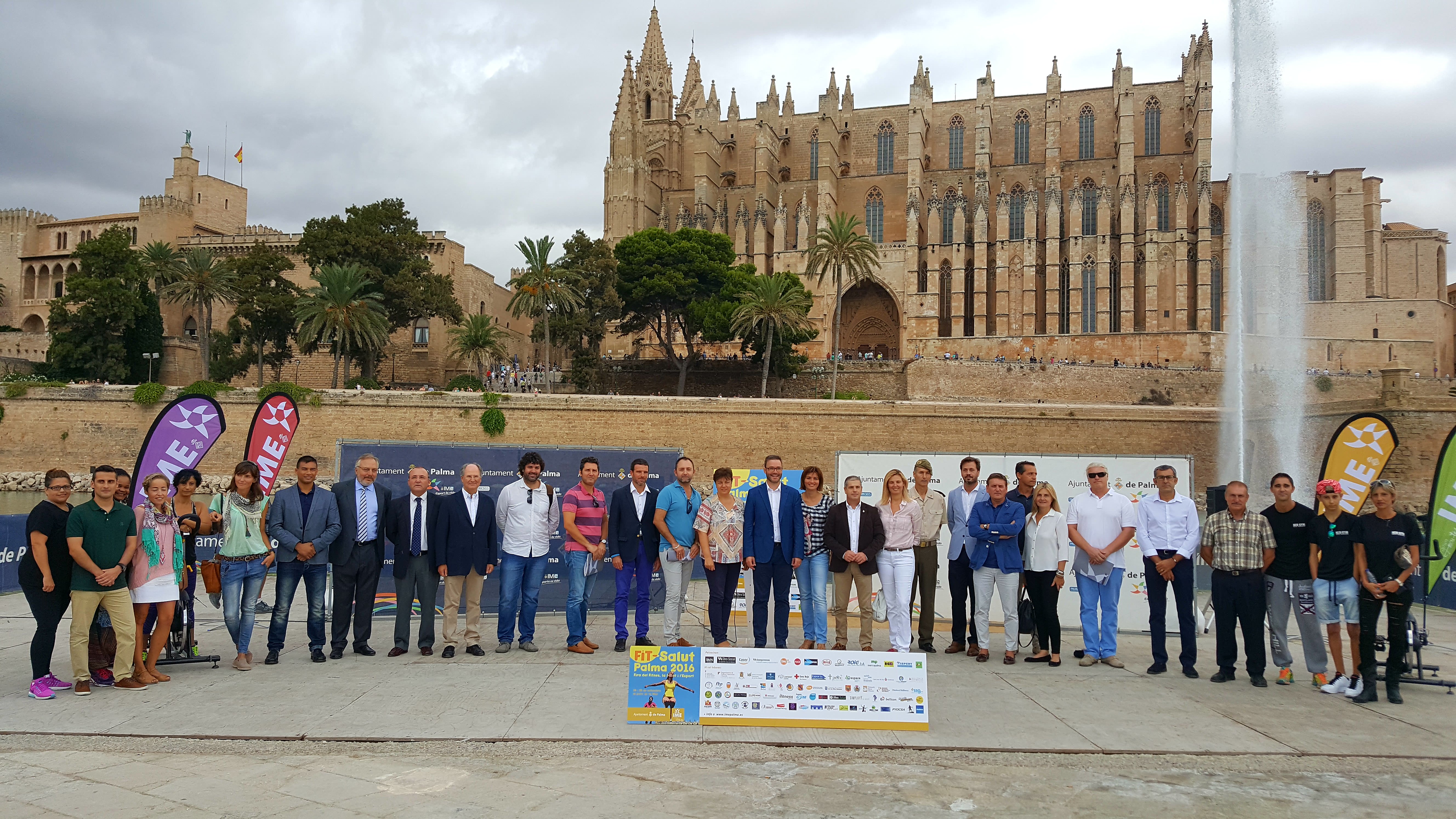 foto_grup_organitzadors.jpg