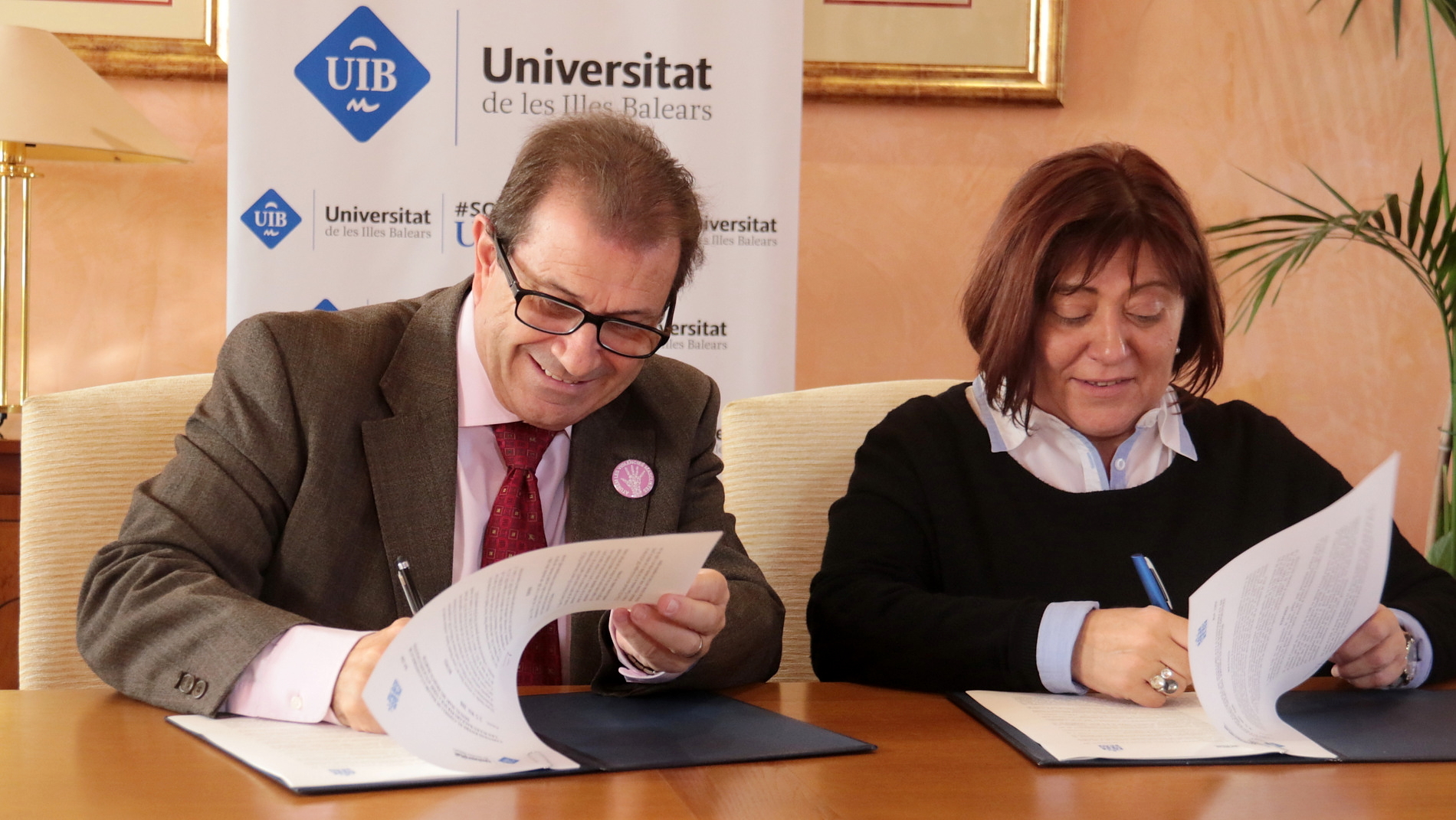 20161125_ConveniUIB_firmant.jpg