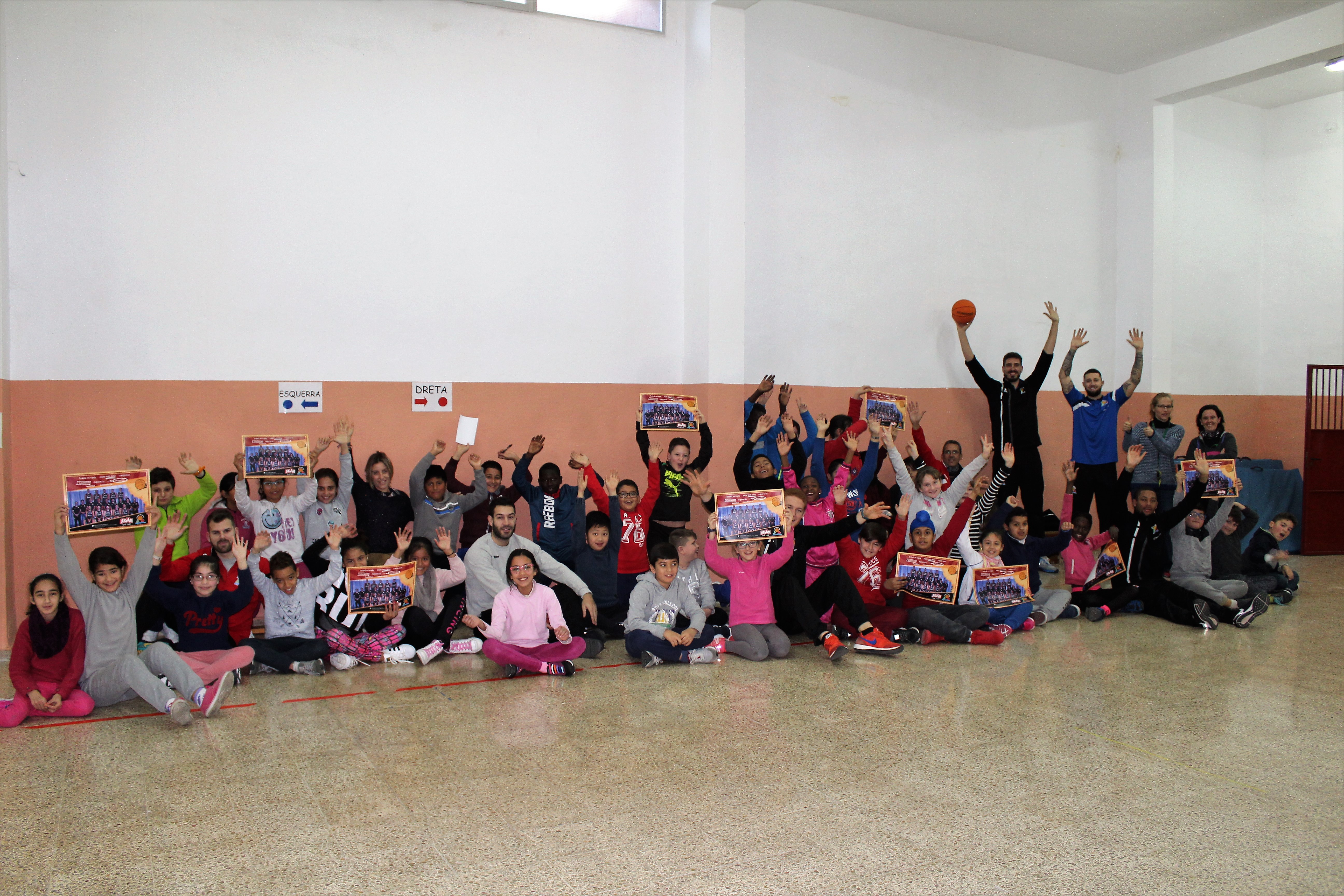 jugadors_nins_robada_basquet.JPG