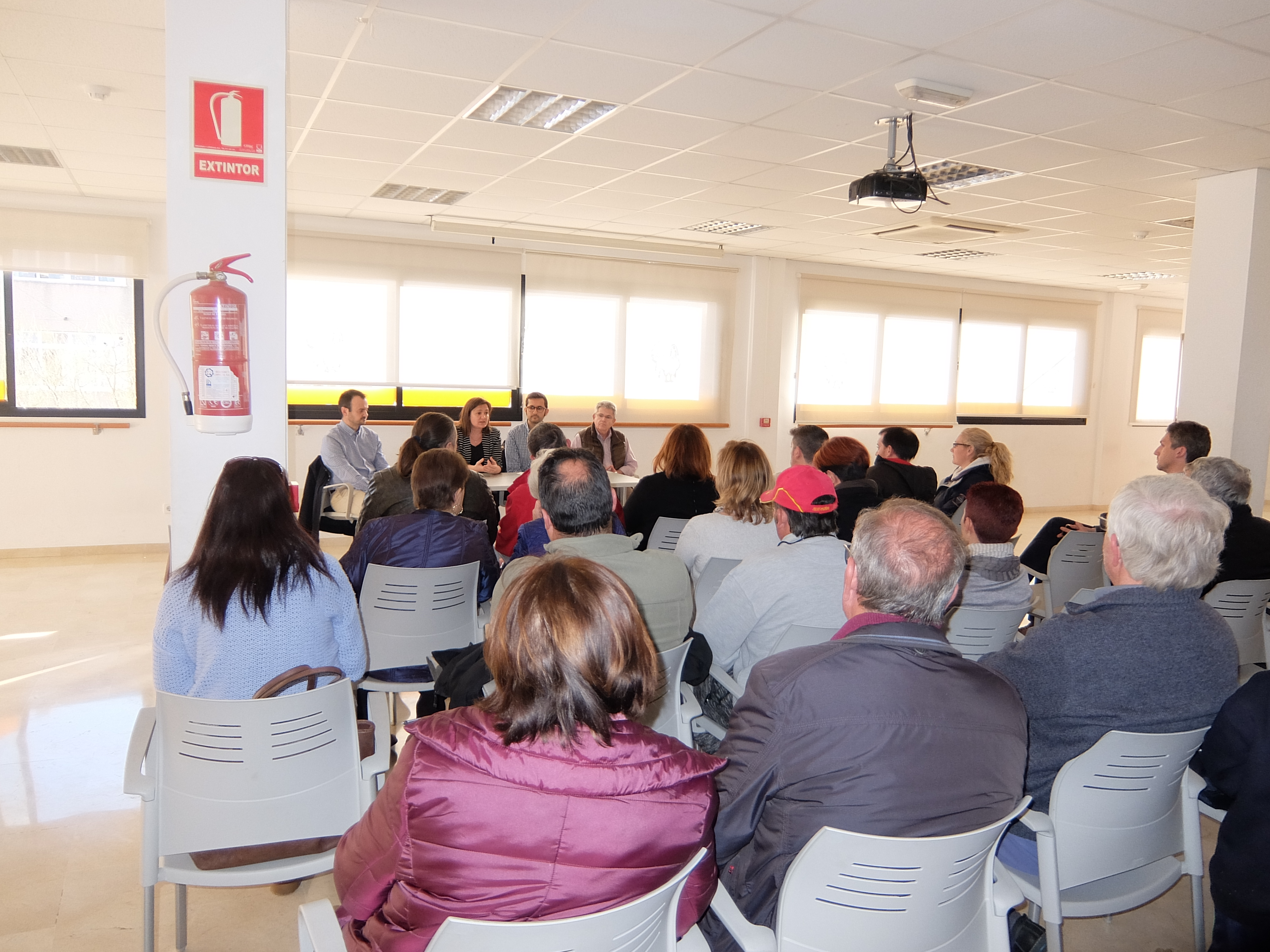 20180327_SaIndioteria_Sala.JPG