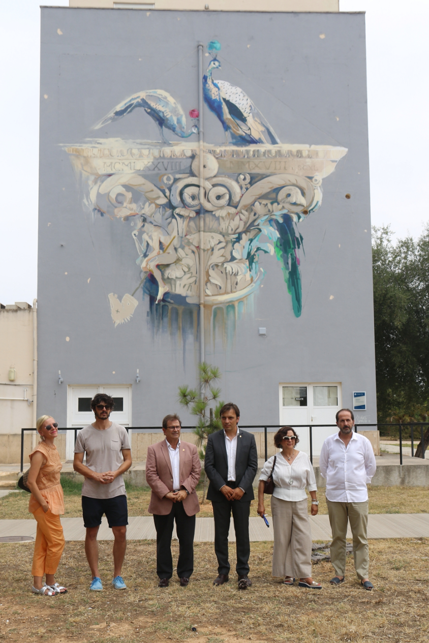 mural.png