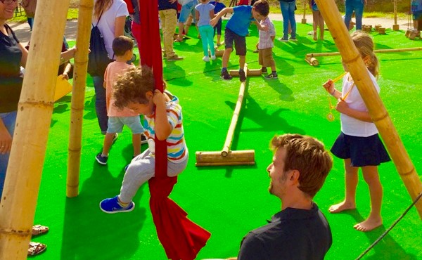 Talleres de circo con bambú