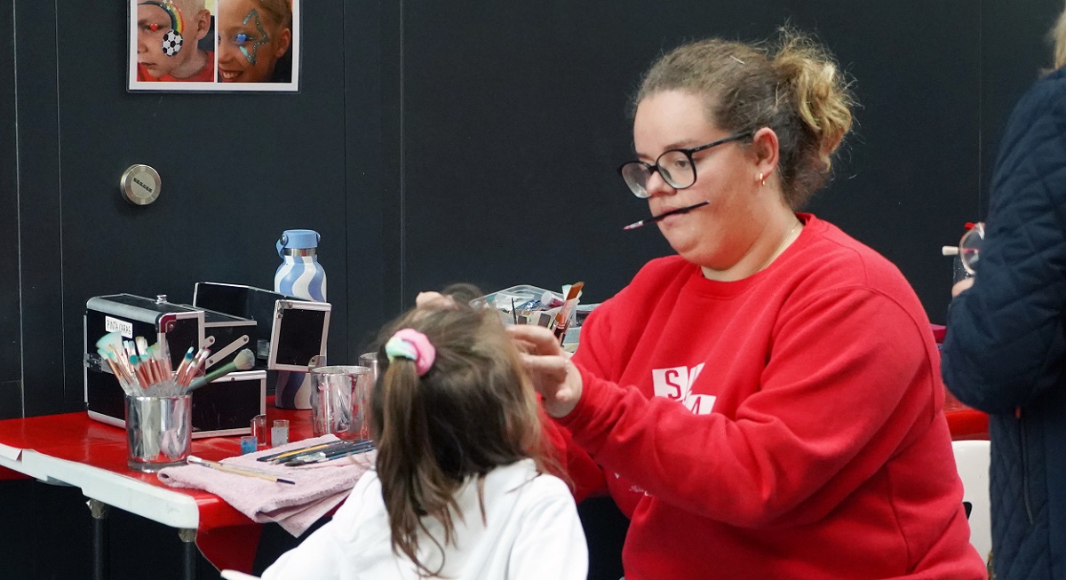 Tallers d'aventura creativa per a infants: maquillaje