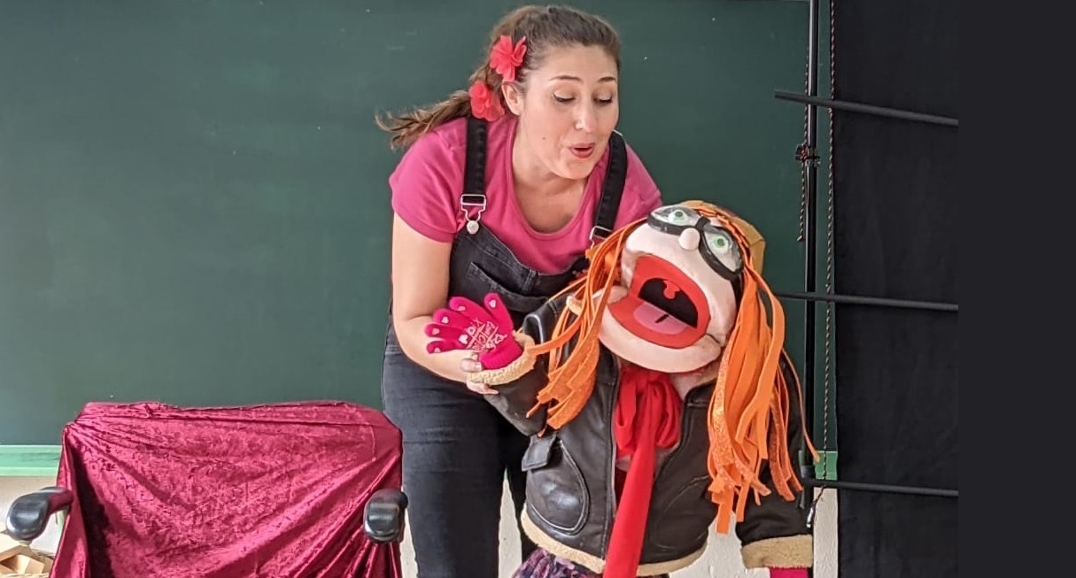 La nina de l'espai